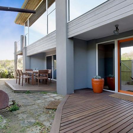 Anchor Beachfront Retreat Water Views, On The Beach Villa Frankston Luaran gambar